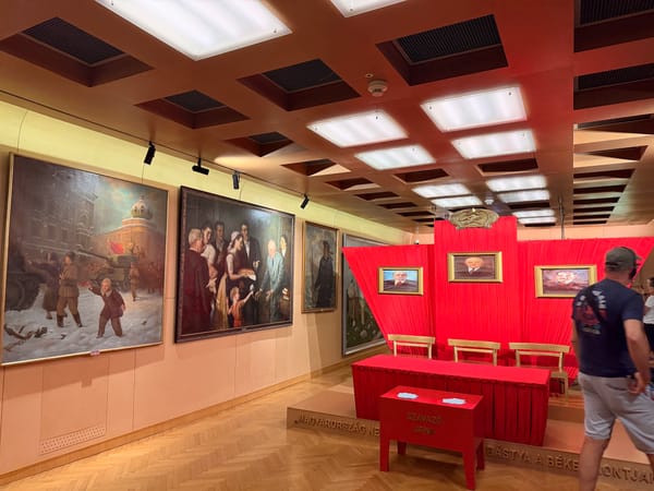 Interrailing - Day 9: Exploring Budapest